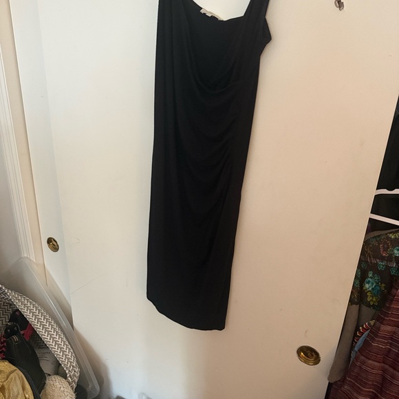 LBD!! - Picture 2 of 5